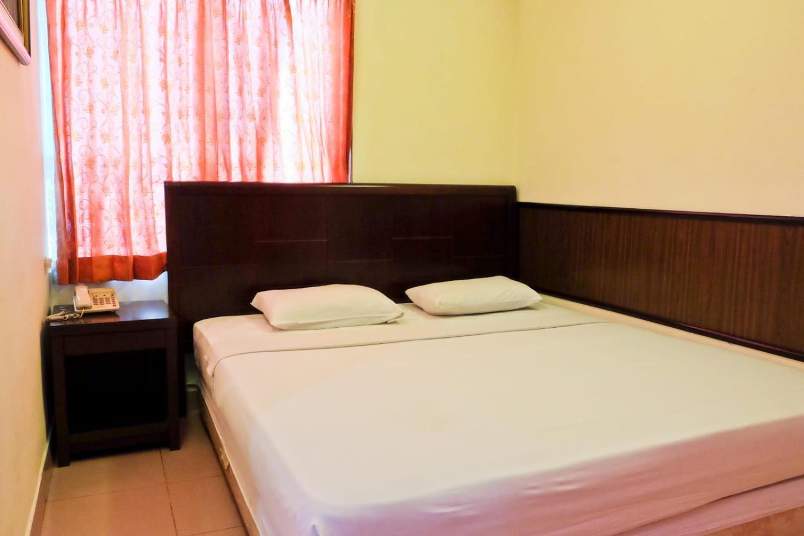 Plaza Hotel Harco Mangga Dua Jakarta Exterior photo