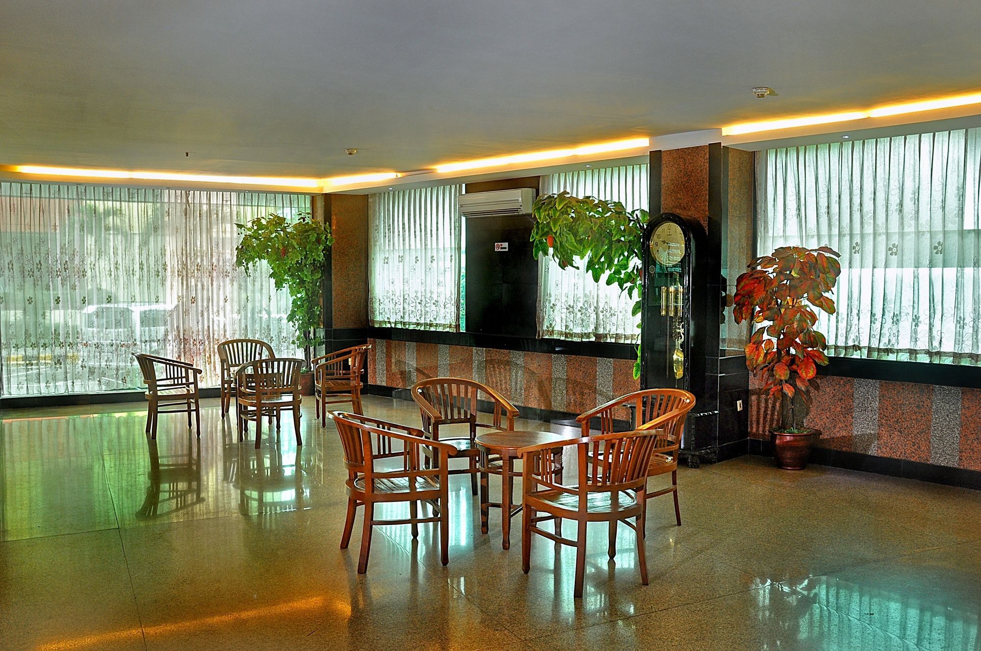 Plaza Hotel Harco Mangga Dua Jakarta Exterior photo